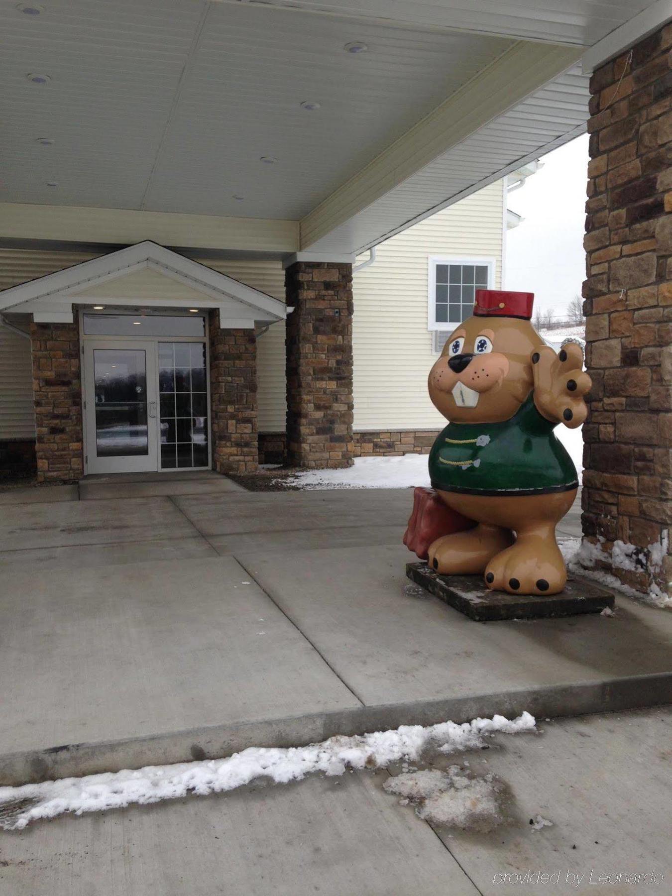 Cobblestone Hotel & Suites - Punxsutawney エクステリア 写真