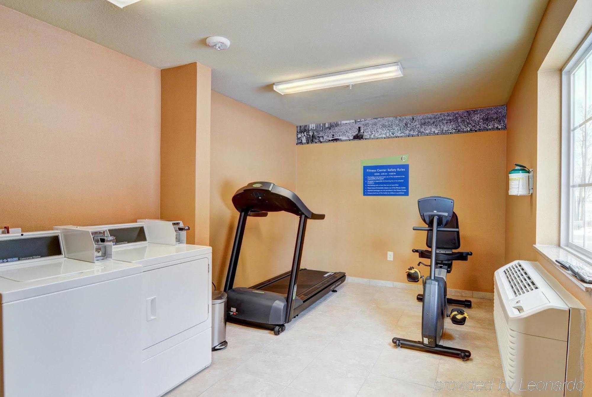 Cobblestone Hotel & Suites - Punxsutawney エクステリア 写真