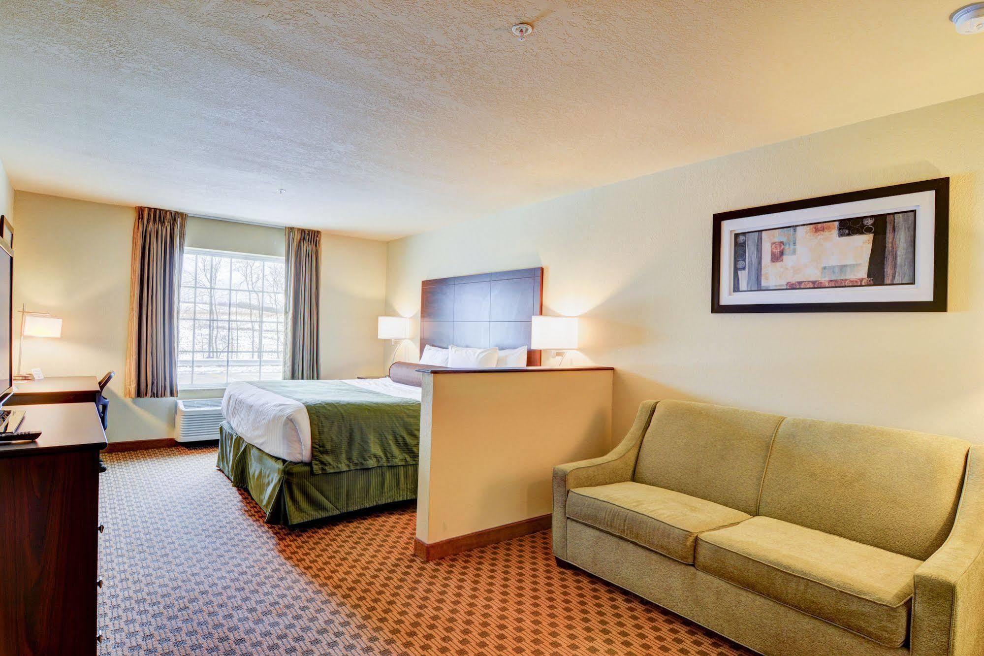 Cobblestone Hotel & Suites - Punxsutawney エクステリア 写真