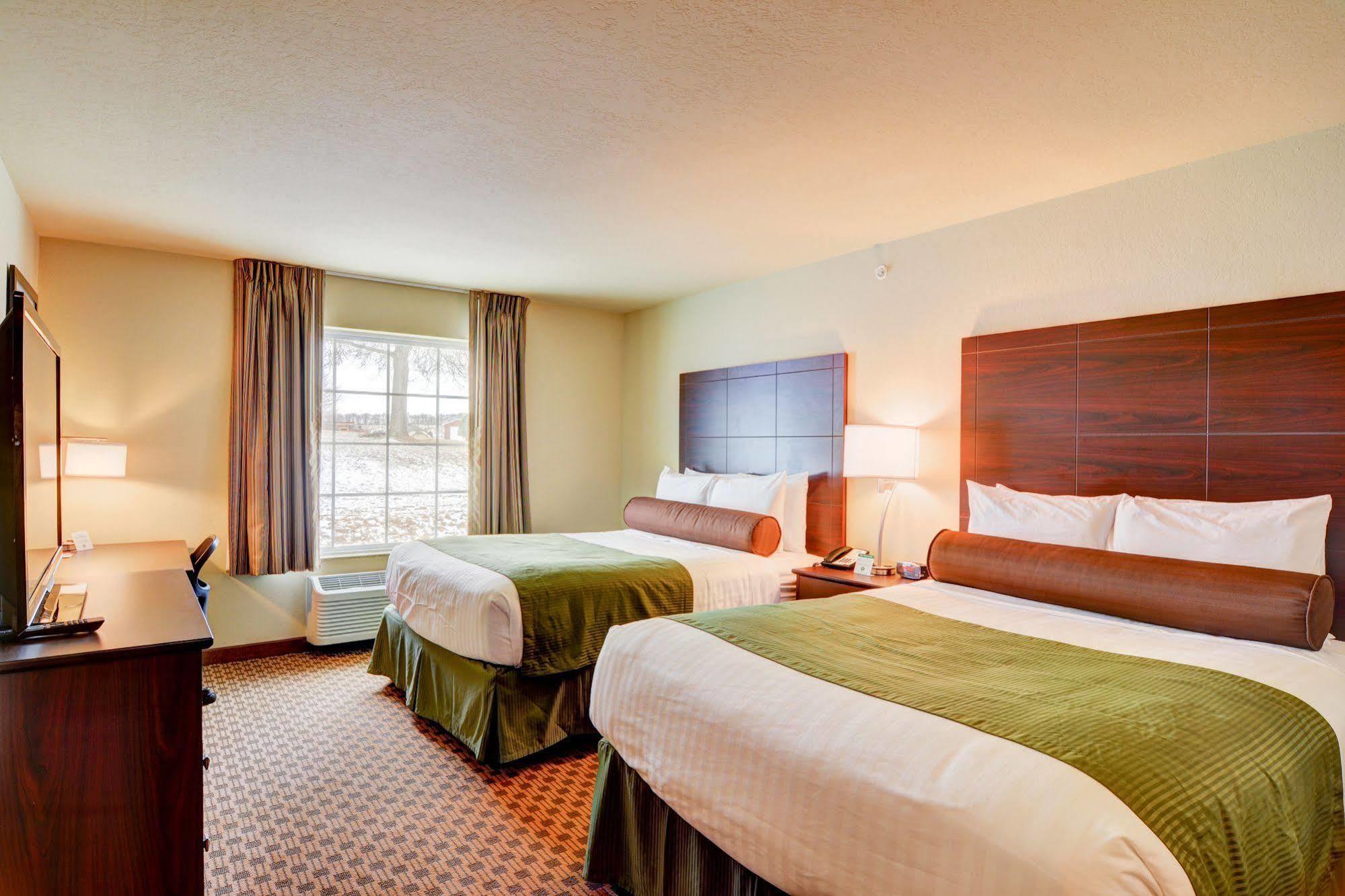 Cobblestone Hotel & Suites - Punxsutawney エクステリア 写真
